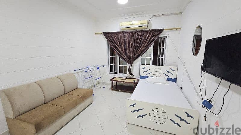 Studio for rent غرفة للايجار في الخويف 33 شارع المهاء 0