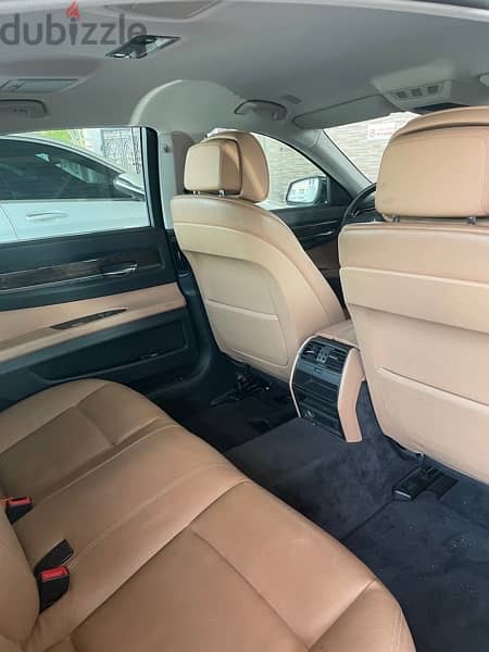 BMW 7-Series 2009 4