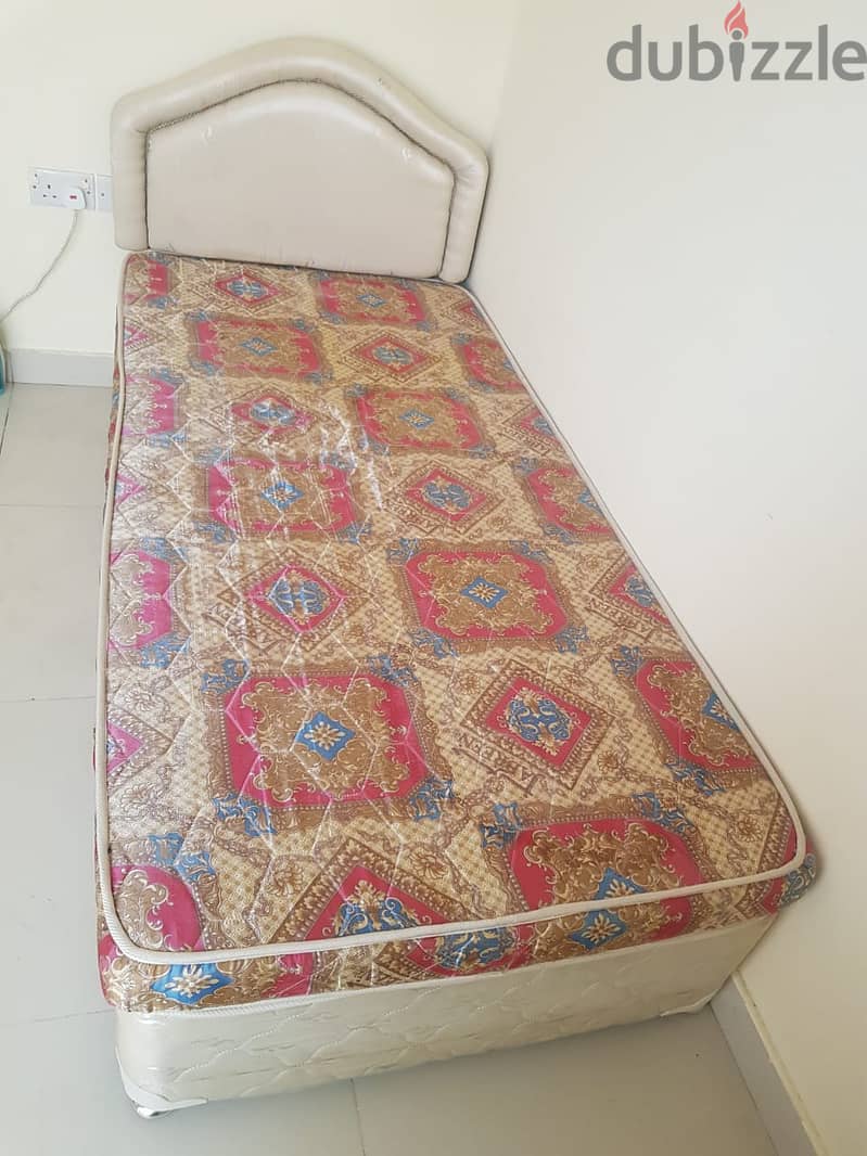 Single bed with mattress 1