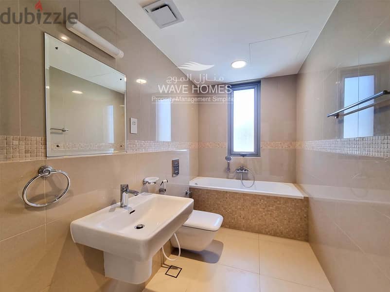 Beautiful Courtside Villa for Rent in Al Mouj Muscat! 13