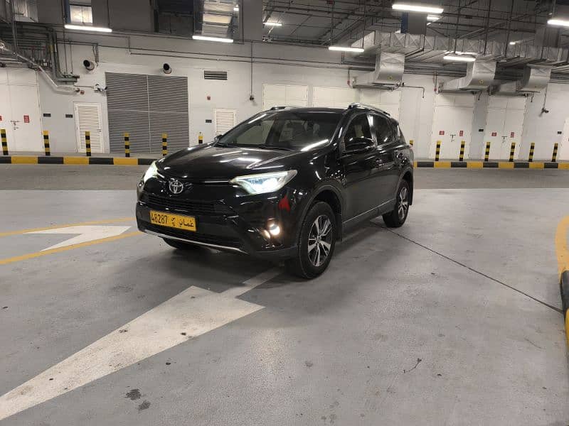 Toyota Rav4 Oman car 5