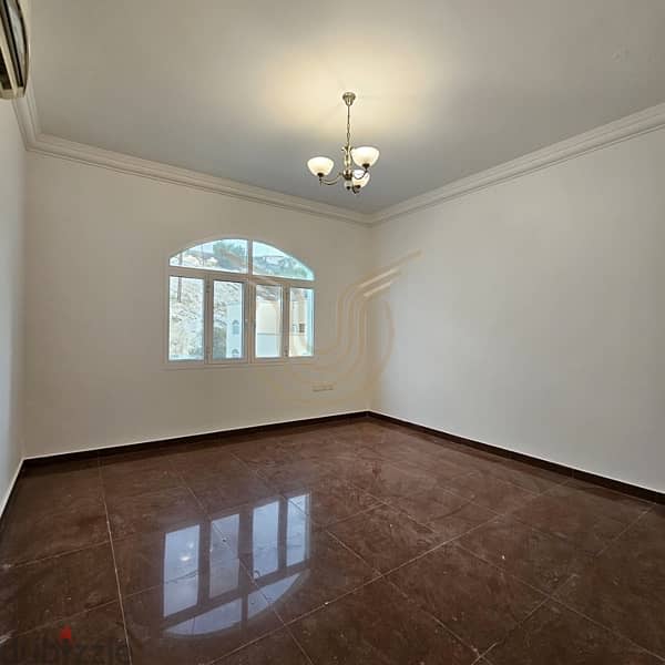 Beautiful villa for rent in Al Qurm, price 750 OMR 2