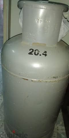 Gas cylinder