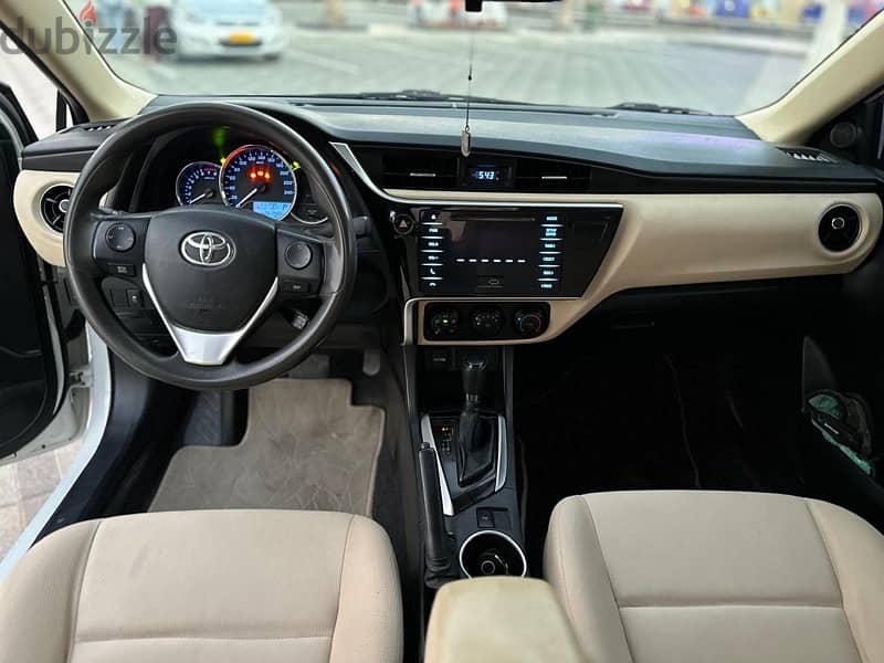 Toyota Corolla 2018 18