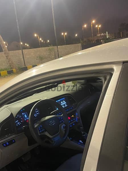 Hyundai Elantra 2018 for sale 1