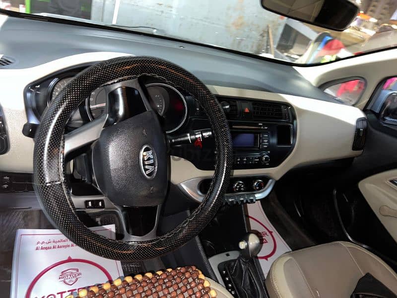 Kia Rio 2013 model in good condition 2