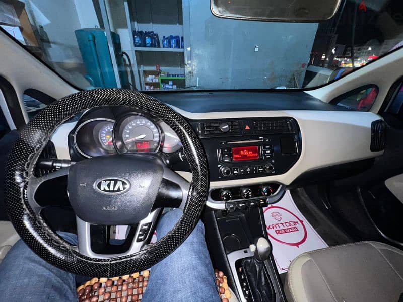 Kia Rio 2013 model in good condition 11