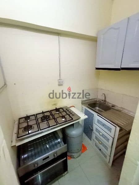 UnFurnished studio in Al Khuwair, near Al Khuwair Park 5