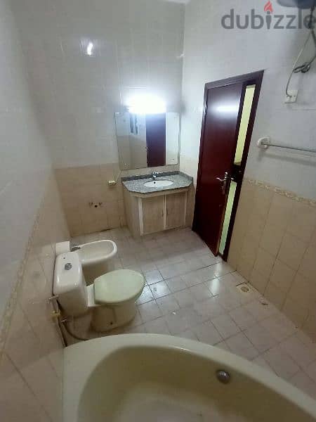 UnFurnished studio in Al Khuwair, near Al Khuwair Park 6