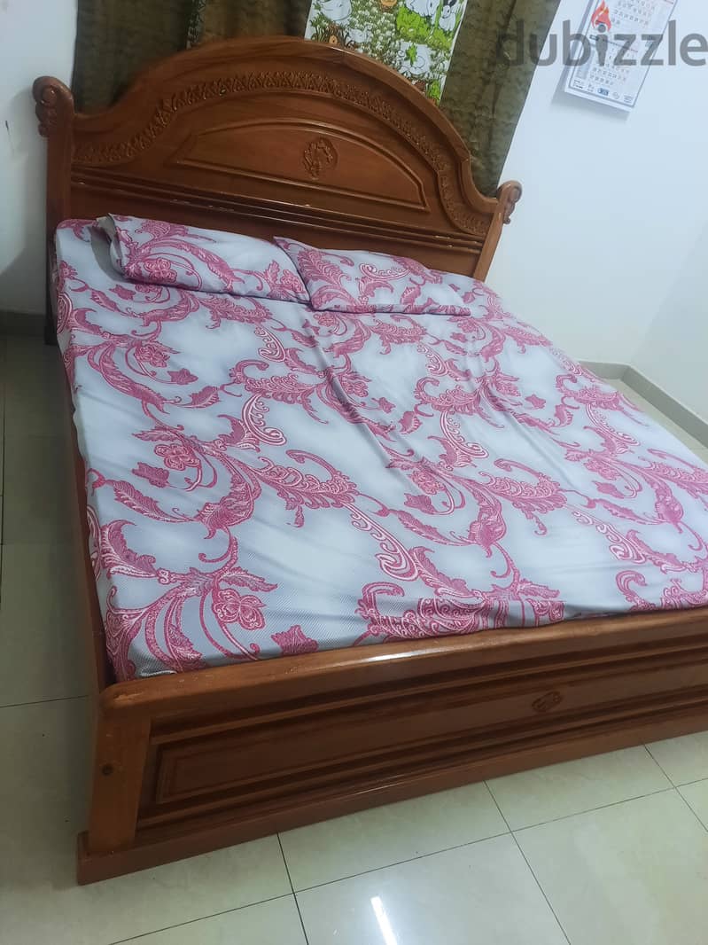 King size cot for sale 0