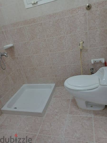 "Avilbale flat for rent for family * 8