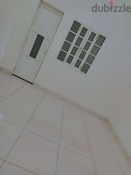 "Avilbale flat for rent for family * 9