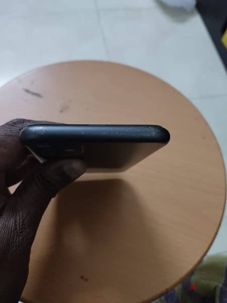 IPhone 11 256gb in excellent condition for urgent sale 5