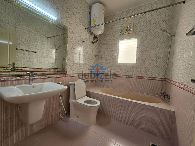 #REF1168  Renovated 5 Bedroom Villa for Rent in Madinat Qaboos, Muscat 9