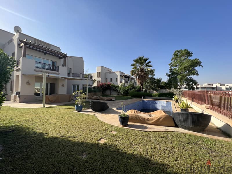 4 Bedroom Villa For Sale in Muscat Hills 1