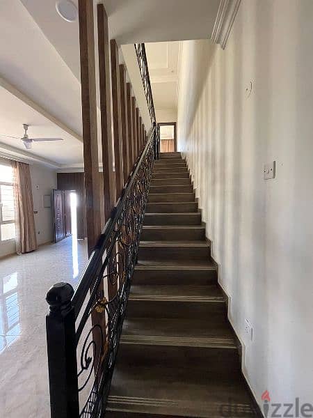 Luxury villa in Al Khoud فيلا فاخره في الخوض السادسه 5