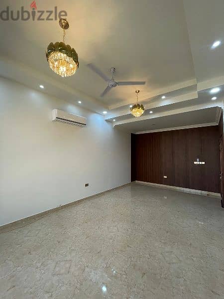 Luxury villa in Al Khoud فيلا فاخره في الخوض السادسه 8