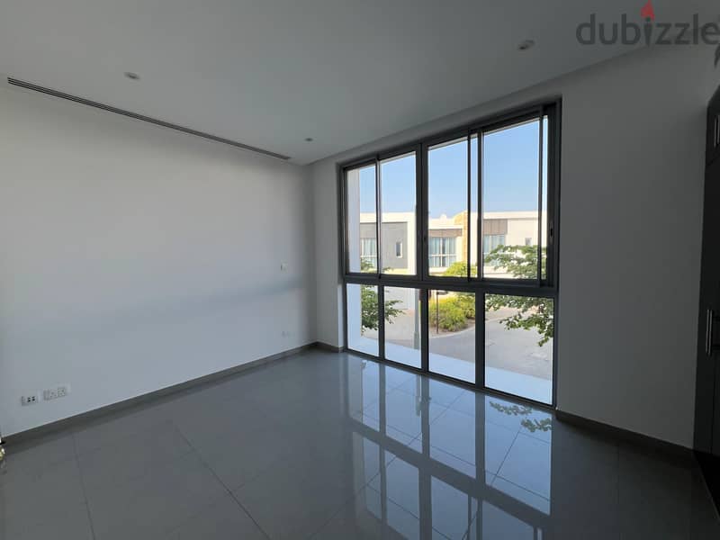 3 Bedroom Courtyard Villa for Rent in Al Mouj Muscat 5