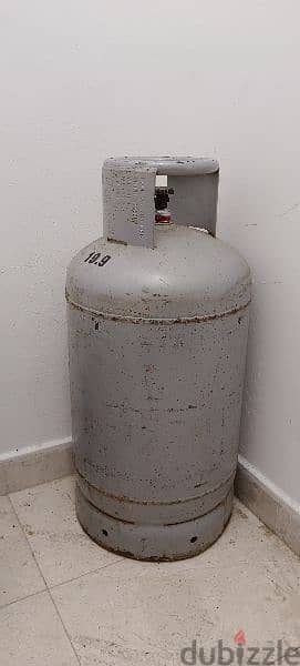 Gas cylinder -  ph - 71092967 1