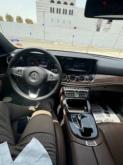 Mercedes-Benz E300 2017 very good condition