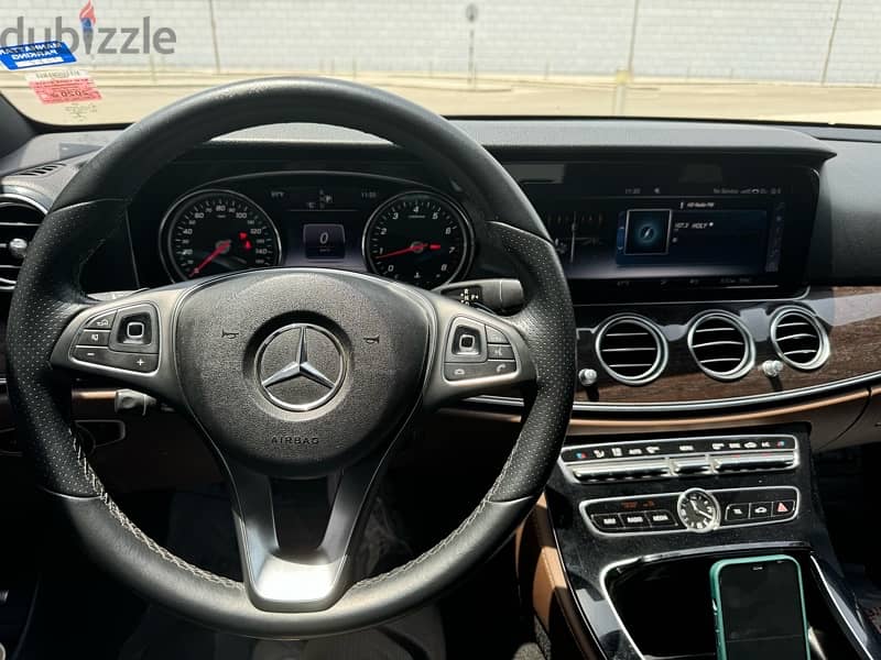 Mercedes-Benz E300 2017 very good condition 5