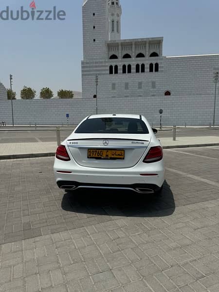 Mercedes-Benz E300 2017 very good condition 13