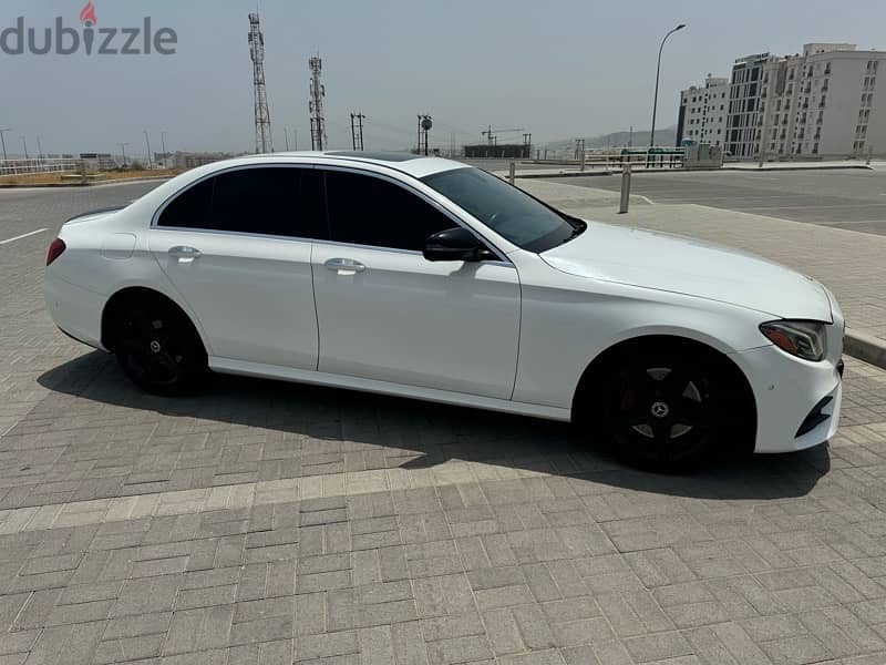 Mercedes-Benz E300 2017 very good condition 14