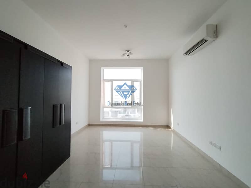 #REF1170 Beautiful 2 Bedroom Flat Available For Rent In Qurum 2