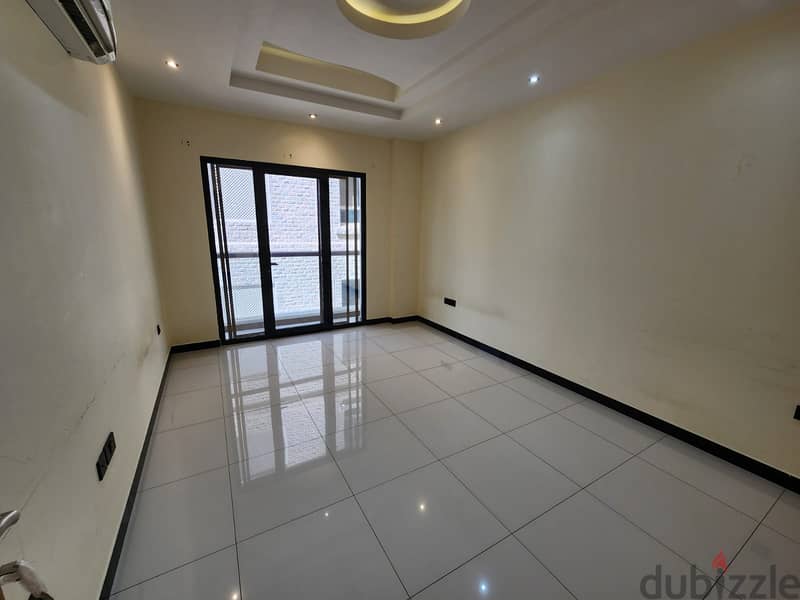 6Me6 Modern 2bhk flat for rent with sharing pool in Qurum شقة للايجار 6