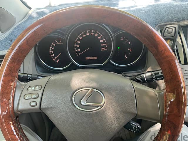 Lexus RX 350 (Oman car - Made in Japan) 5