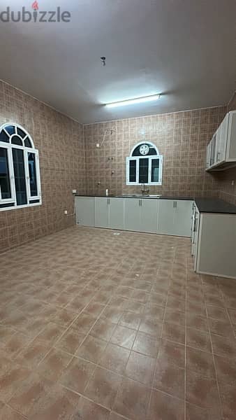 Mini villa in alhail north for rent 320 contact 14