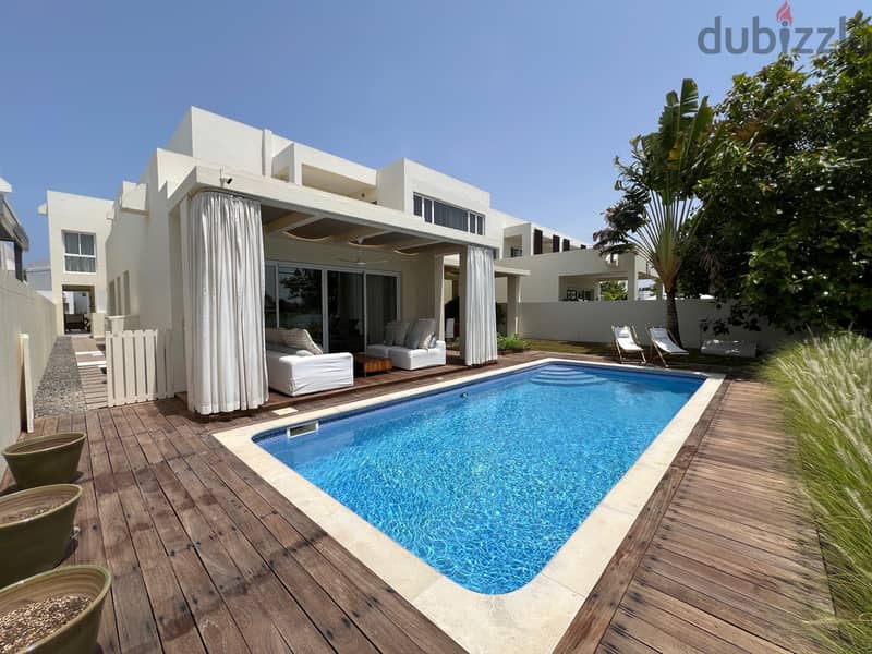 Elegant 5 Bedroom Villa with Lake View for Sale in Al Mouj Muscat 0