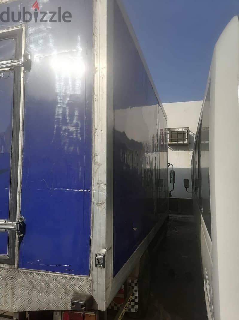 3 Ton Reefer Vehicle with T1000 ThermoKing Unit 2