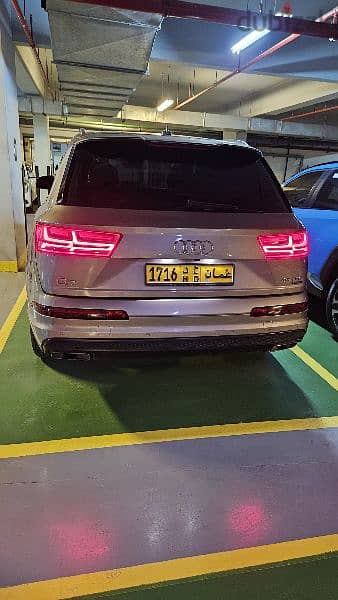 Audi Q7 2016 1