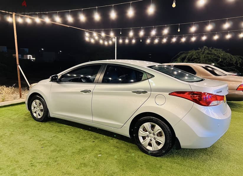 Hyundai Elantra GCC 2013 3