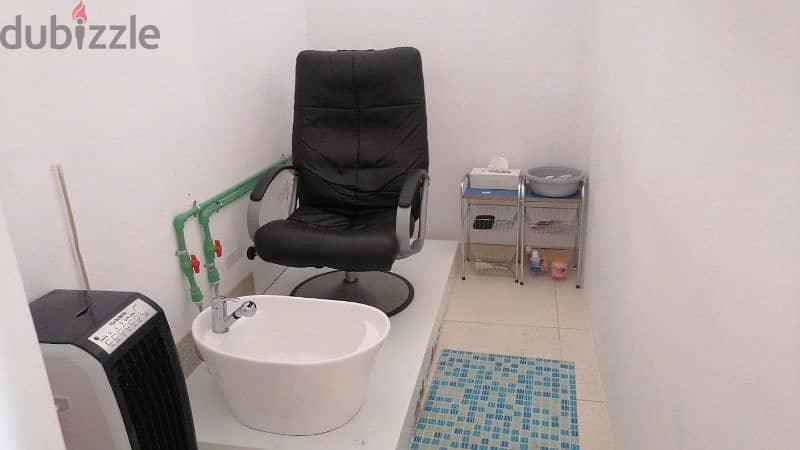 beauty salon,parlor 6