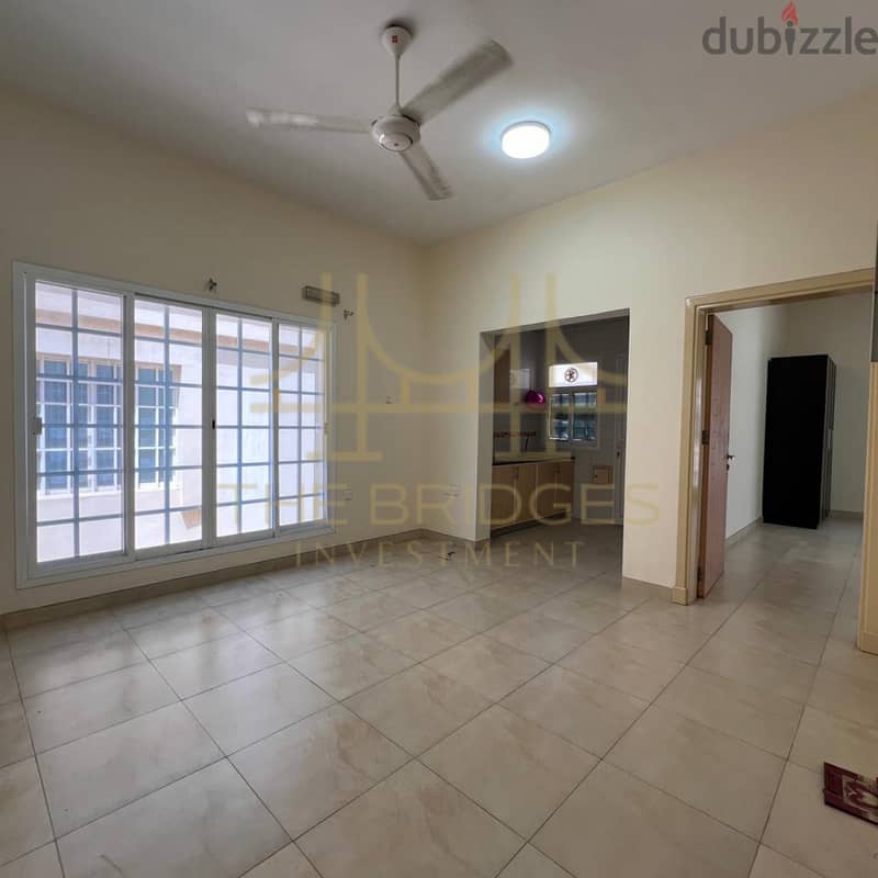 SPACIOUS 5 BR VILLA AVAILABLE FOR RENT IN AL KHOUD 4