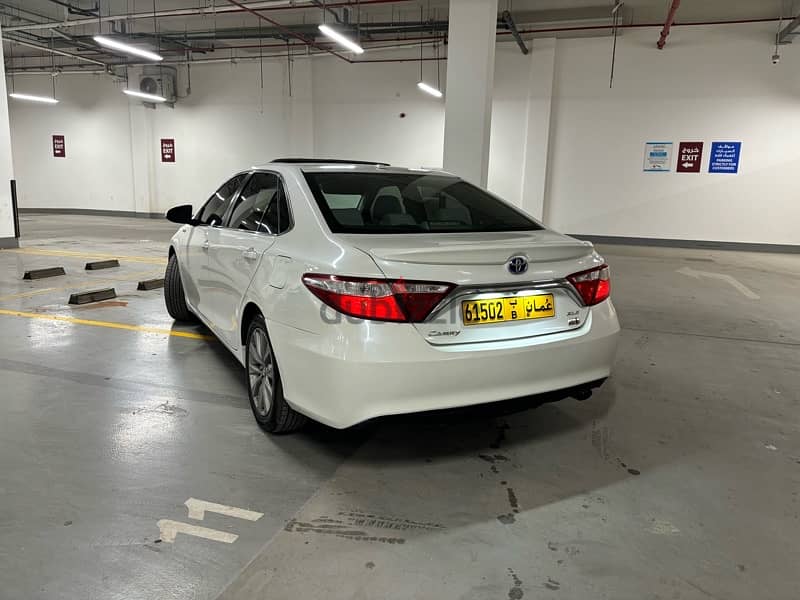 Toyota Camry 2017 hybrid 7