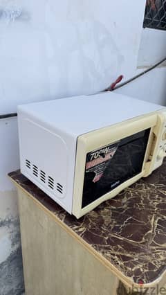 Microwave Oven