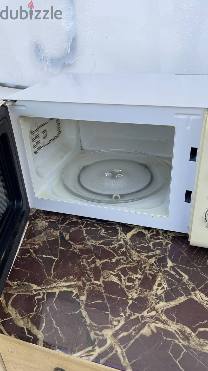 Microwave Oven 1