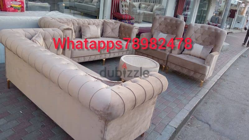 new sofa 8th seater avaliable 6