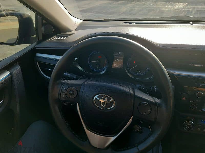 Toyota Corolla 2015 4