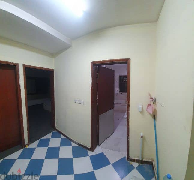 Single Room for Rent Alkhuwair, Rawasco 5