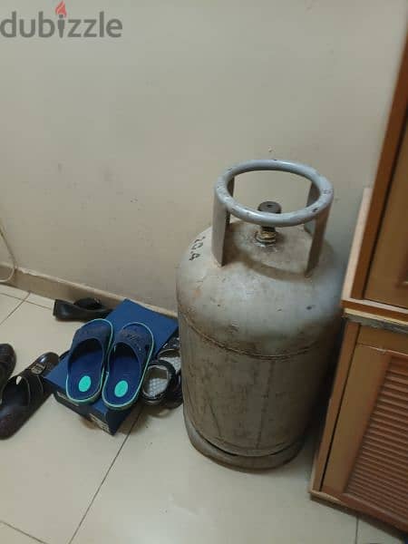 gas cylinder 0