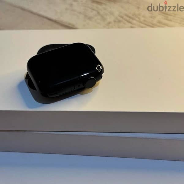 Apple Watch Se اخر اصدار فيه  ضمان وكيل 2