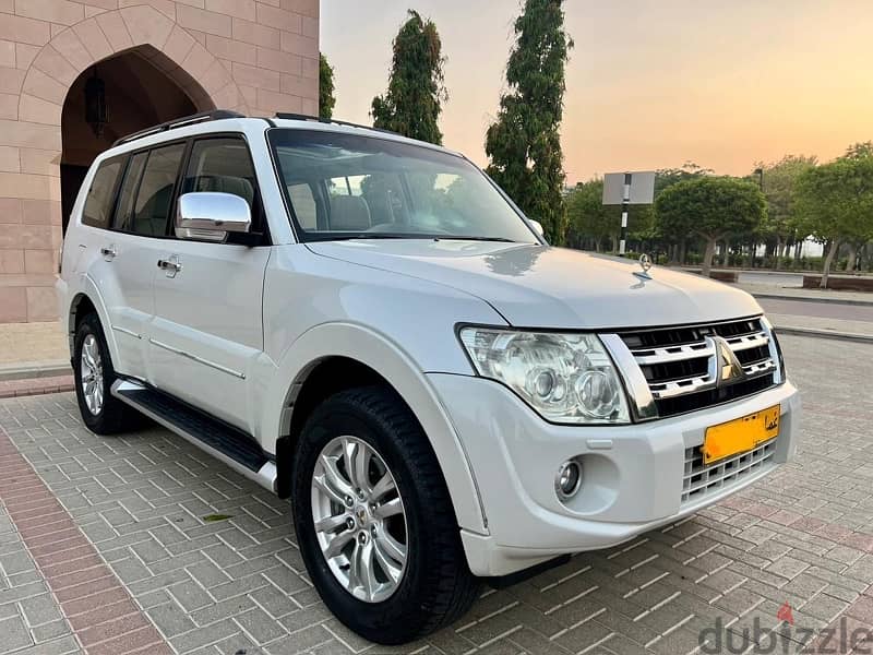 Mitsubishi Pajero Golden edition 3.8L Oman Car Al Zubair 1