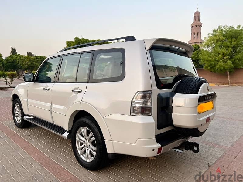 Mitsubishi Pajero Golden edition 3.8L Oman Car Al Zubair 4