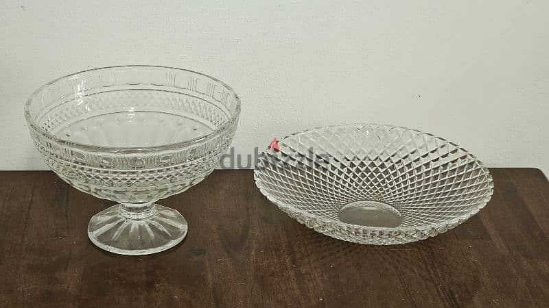 Glass Plates, Jug and Cups 9