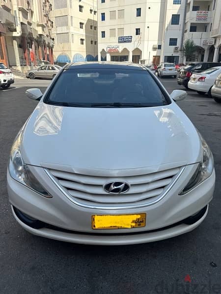 Hyundai Sonata 2011 1