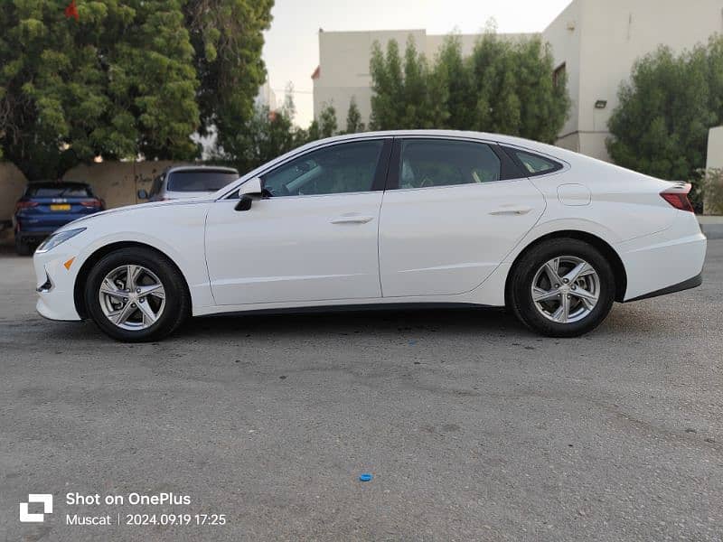 Hyundai Sonata white 2021 in excellent condition 4